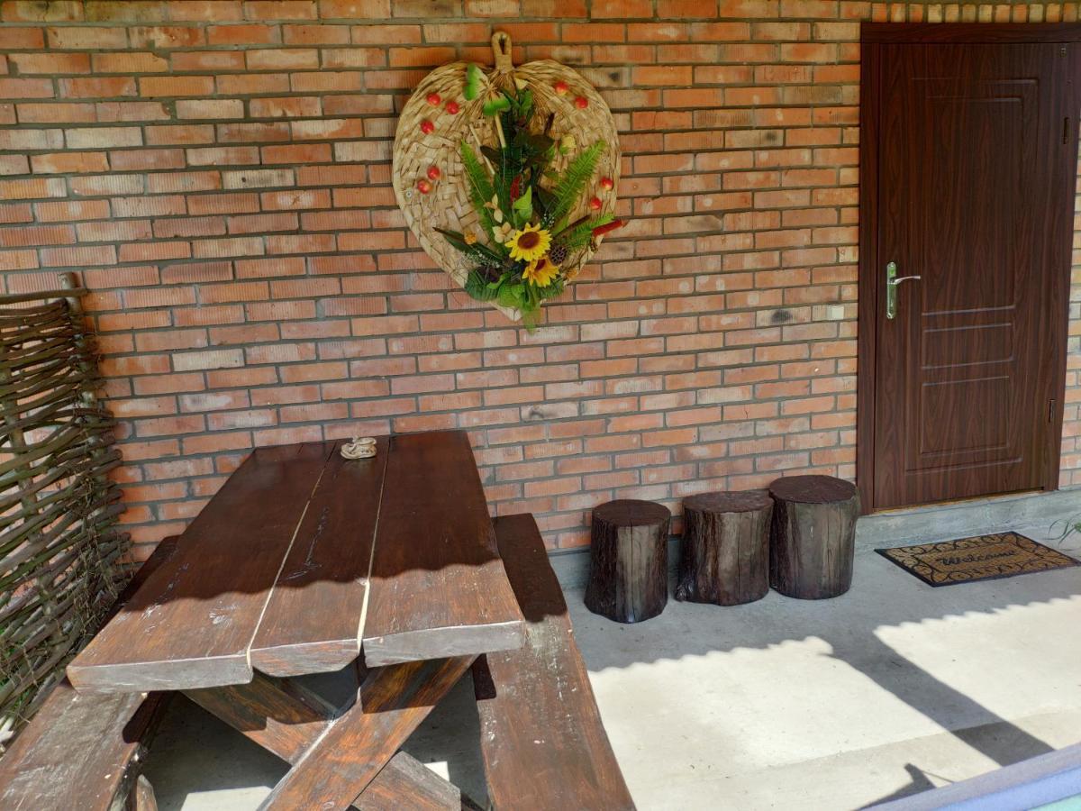 Zelenyi Rai Apartment Svityaz' ภายนอก รูปภาพ